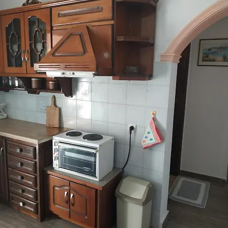 Apartamento Gerekos And